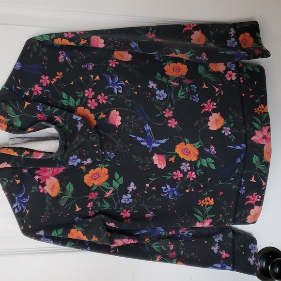 Graphic floral Hoodie - Picture 3 of 3